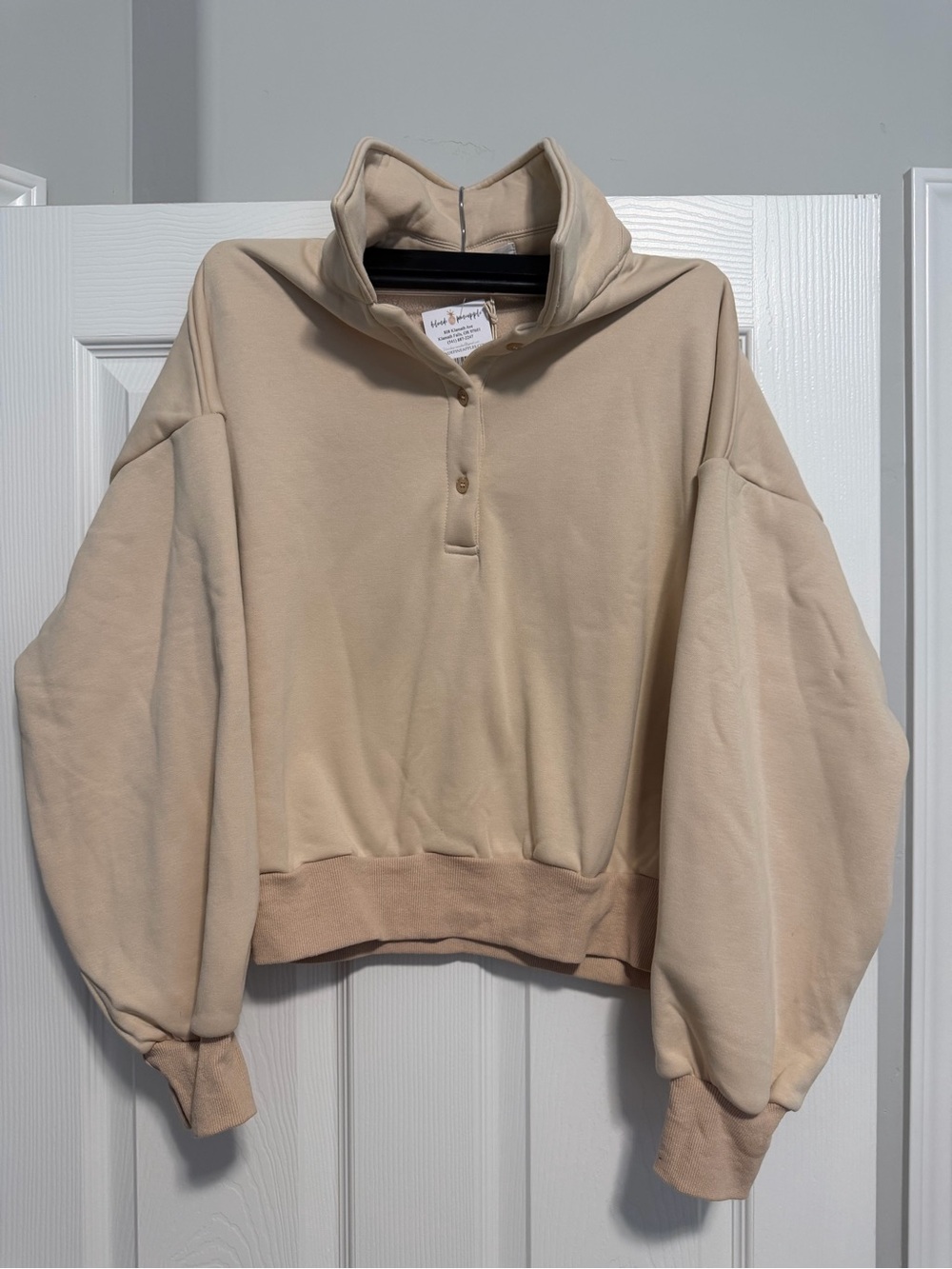 In Bloom Oatmeal Cropped Pullover